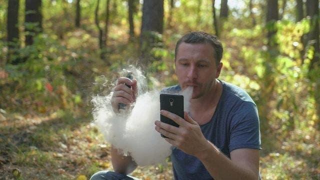 IBvape E-Papierosy safety tips for teachers to recognize the sign of e-cigarette use in a classroom