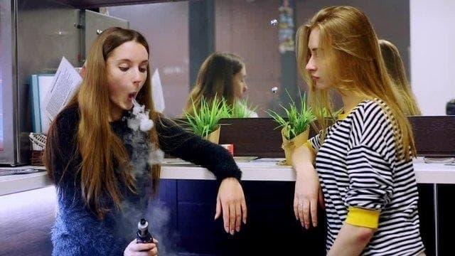 Beginner starter-kits buying tips and overview on how are e cigarettes and tobacco cigarettes similar in effects and costs