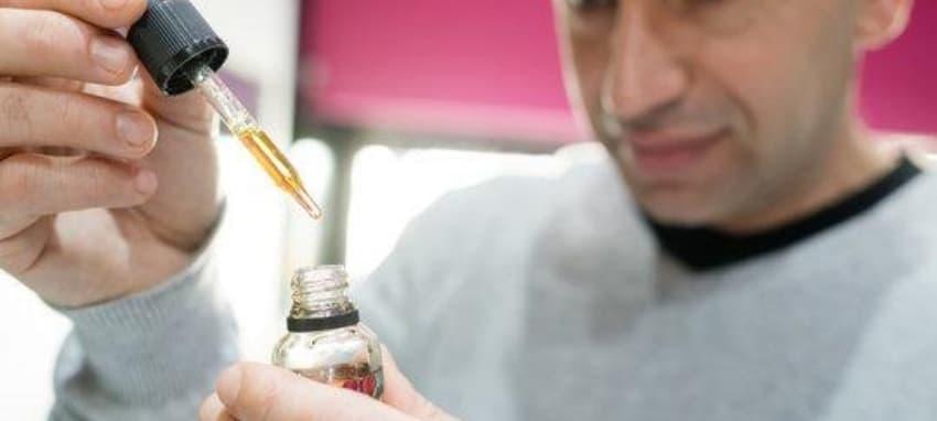 Elektronik sigara explained in plain English with a deep dive into e-cigarettes ingredients and safety