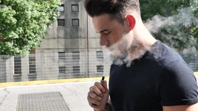 ibvape E-Shisha travel guide and FAQ can you bring electronic cigarette on an airplane rules packing and safety tips