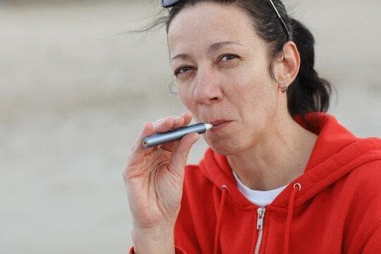 Vape Shop Buying Guide and Honest Reviews of early e cigarettes for New Vapers